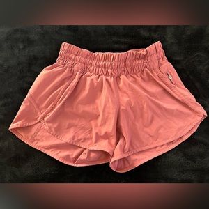 lululemon 3 inch shorts